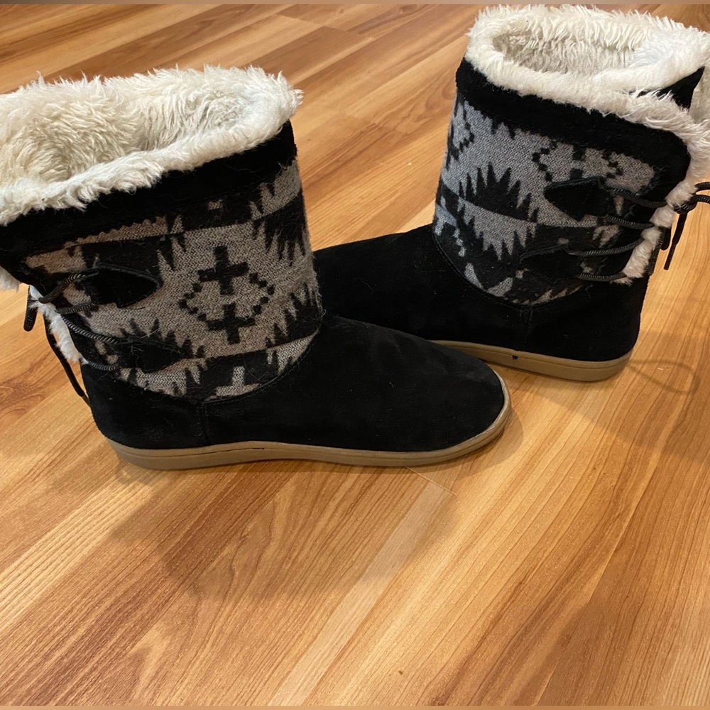 Women’s Pendleton Hacienda Bootie Aztec Black Size 9